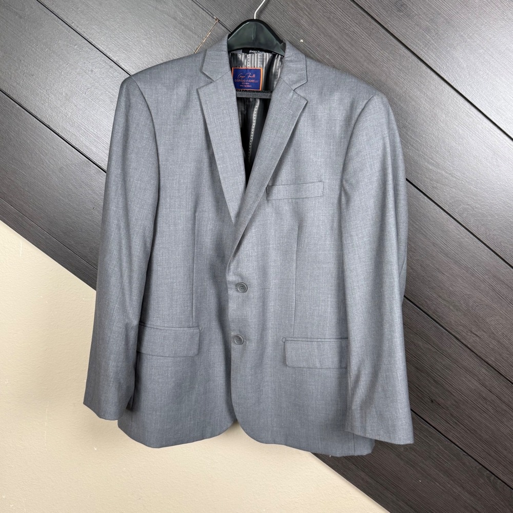 Giorgio Fiorelli Men's Gray Size 42 Two Button Suit Jacket Blazer Vest Set